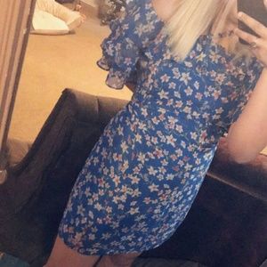 Beautiful Tire Round off the shoulder dress